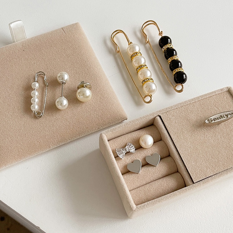 Women's net red personality fashion waist fixed clip pearl brooch