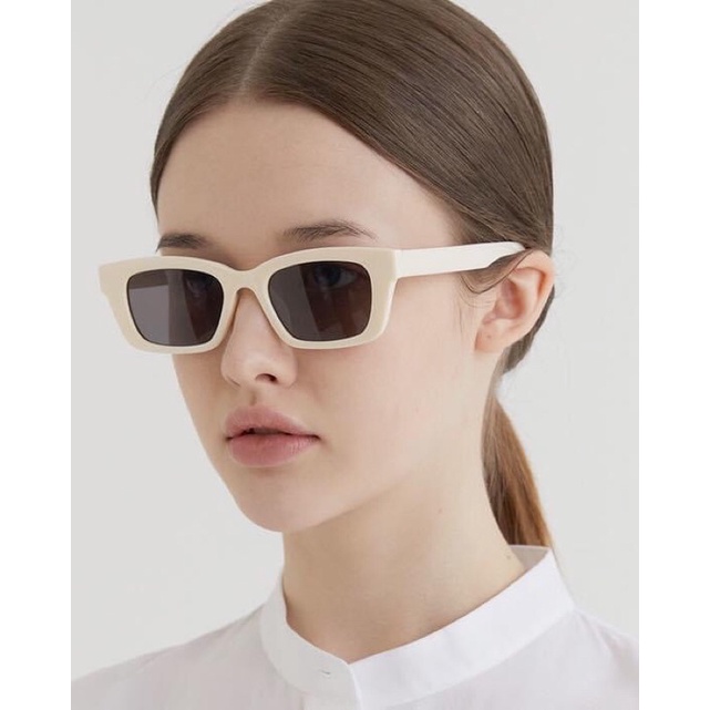 Kính one brilliant sale đủ bill