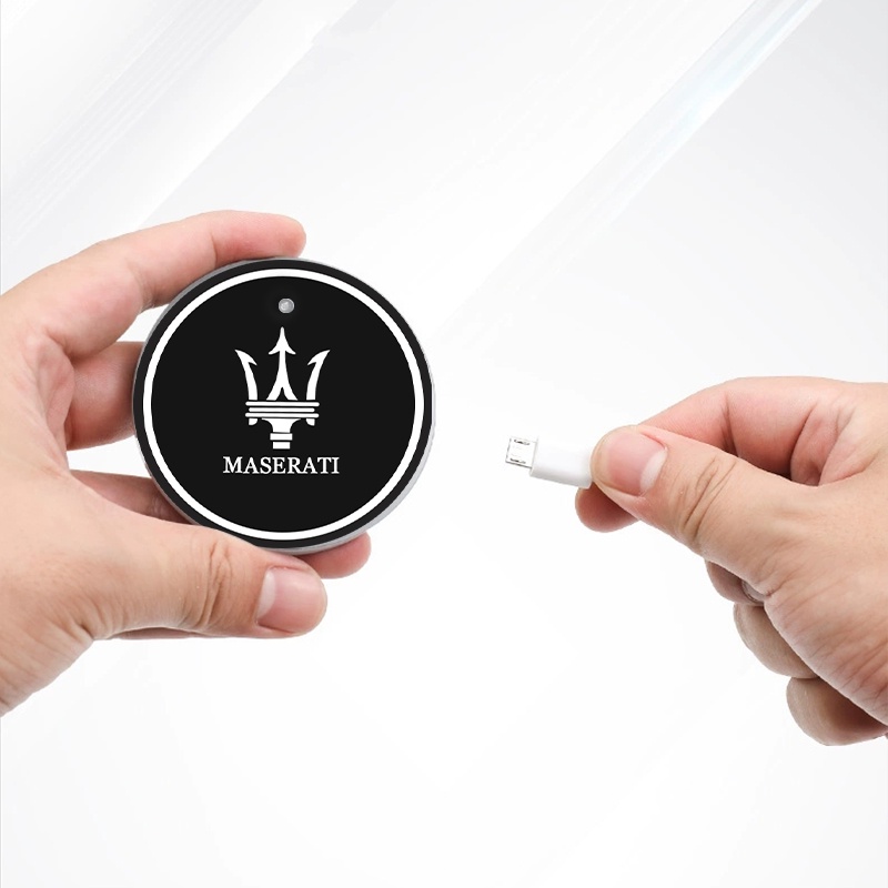 Bộ 2 Đế Lót Ly Cảm Biến Thông Minh Có Đèn Led 7 Màu Cho Xe Hơi Maserati Quattroporte Ghibli GranTurismo Gran Cabrio Levante