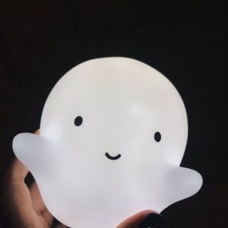 ĐÈN NGỦ GHOST LAMP GIỐNG V BTS