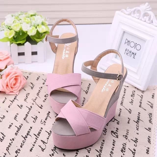 CÓ SẴN MÀU BEE SIZE 38 A158 giầy cao gót giầy đế xuồng phối mầu thời trang trẻ trung;.