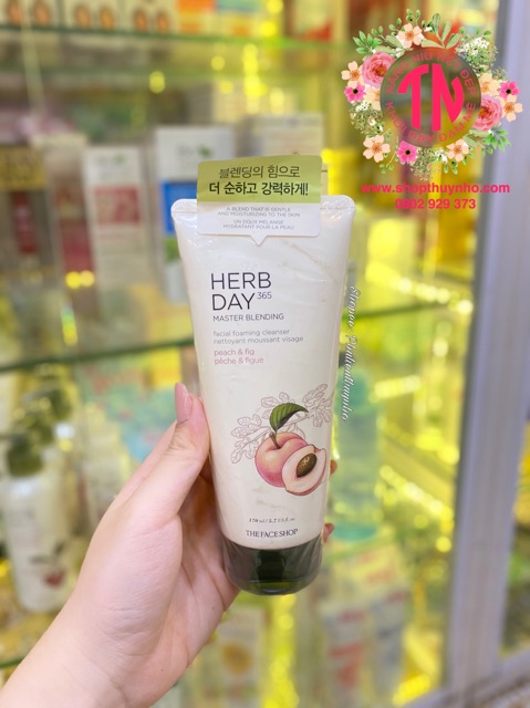 Sữa rửa mặt Herb Day 365 Cleansing Foam The Face Shop