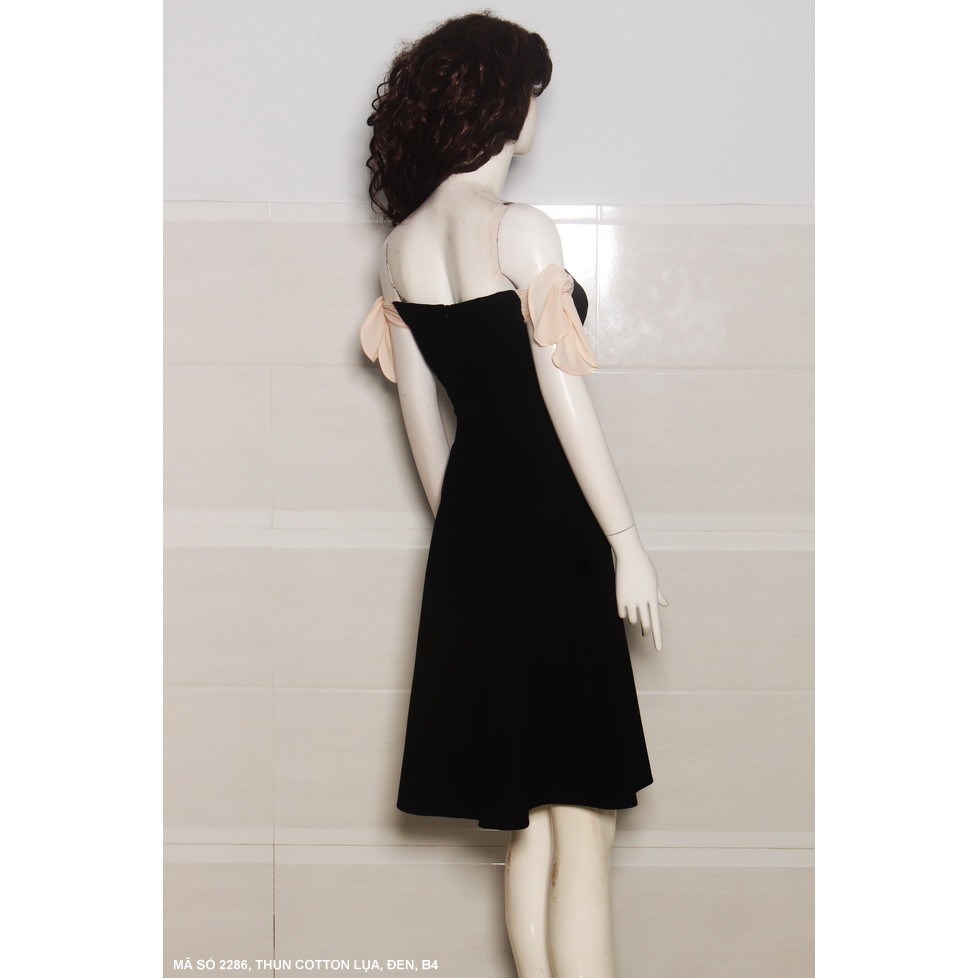 ĐẦM XÒE  PHỐI NƠ VAI GIỐNG SAM