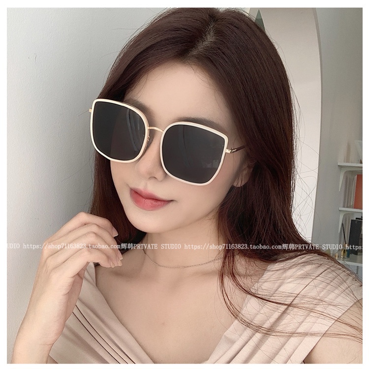 Kính mát thời trang chống tia UV phong cách mới cho nam và nữ