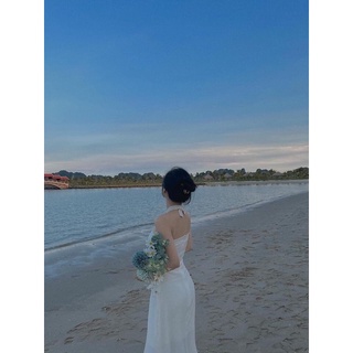 váy cổ yếm