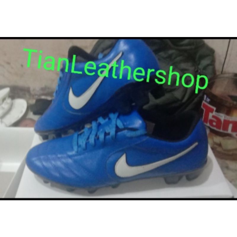 Giày Đá Bóng Nike Bằng Da Chất Lượng