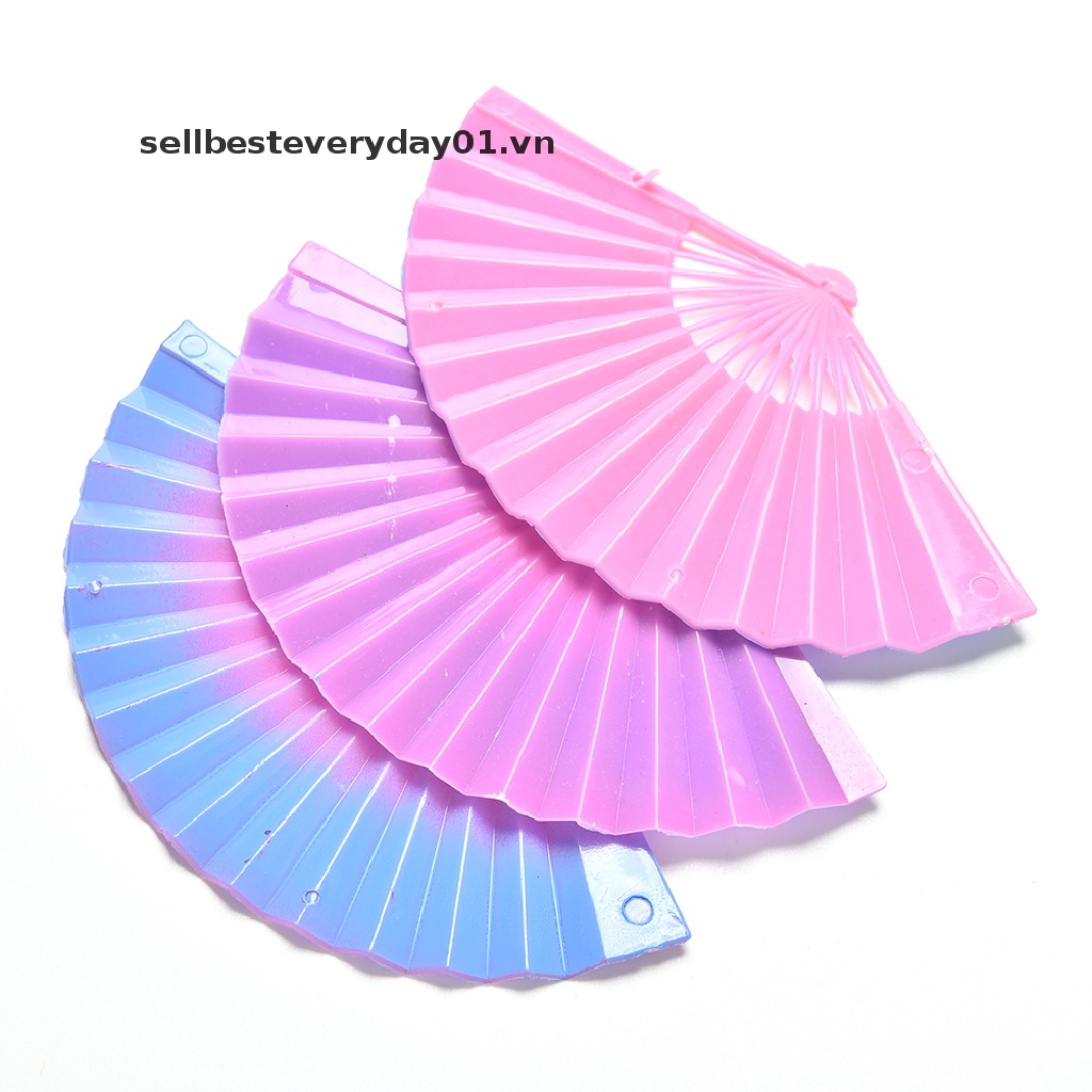 Set 3 Quạt Mini Nhiều Màu Sắc Cho Búp Bê Barbie