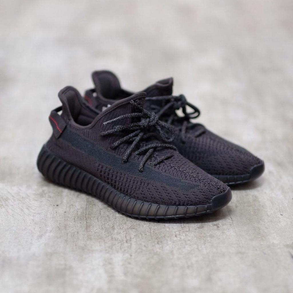 Giày Thể Thao Sneakers YZ 350 V2 STATIC Black ĐEN Phản Quang Dây Và Gót Cực đẹp Cho Cả Nam Và Nữ