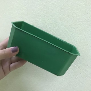 MÁNG ĐỰNG THỨC ĂN CHO GÀ CHIM BỒ CÂU