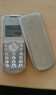Điện Thoại Nokia 1202 Vỏ Bọc Bạc Kim Tuyến,Bàn Phím Độ Kim Cương.