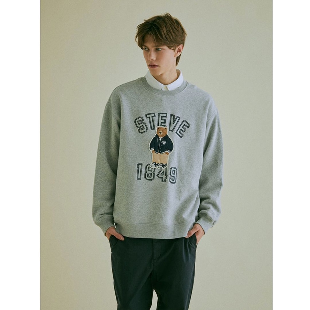 Áo sweater WHO.A.U WHMWC4911U with Steve 1849 tay áo dài dáng unisex 76% Cotton phối 24% Polyester