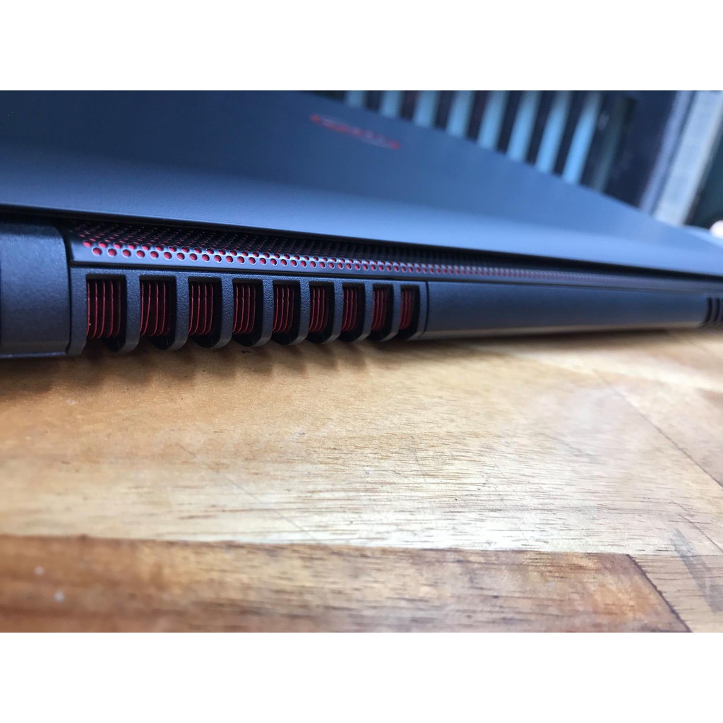 Laptop Dell 5577, i7 7700HQ, 16G, 512G, vga 4G, Full HD | BigBuy360 - bigbuy360.vn