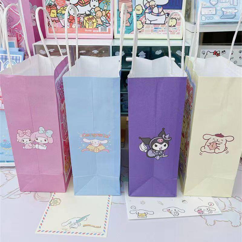 Túi Giấy Đựng Quà Có Tay Cầm Họa Tiết Sanrio Pochacco mymelody Kuromi Cinnamoroll Dễ Thương