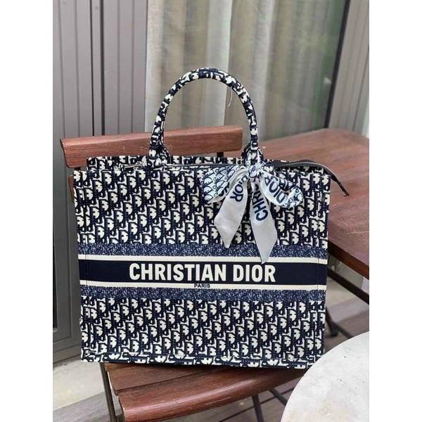 Túi thổ cẩm hoạ tiết size 36, 40cm tặng kèm khăn lụa