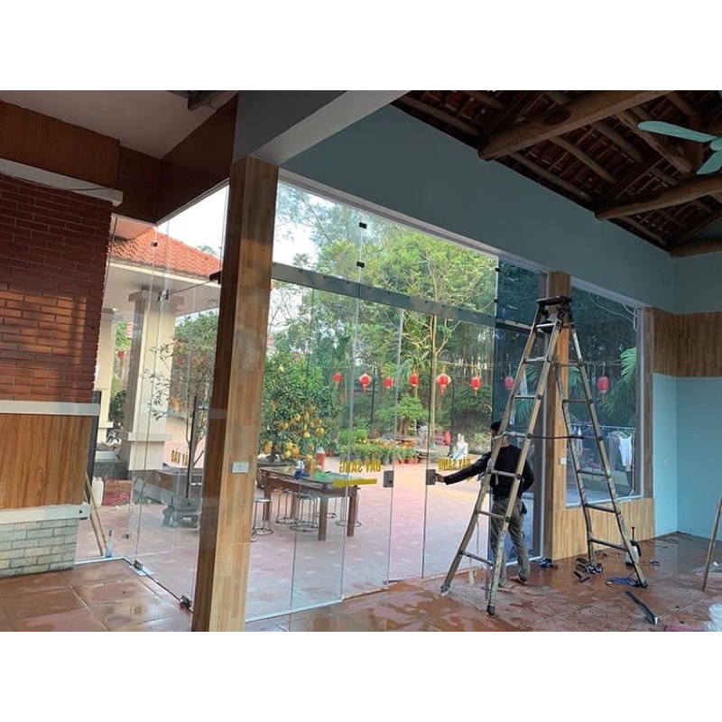 Dán kính chống nắng cách nhiệt 99% , dán cửa kính, kính oto, văn phòng khổ rộng 1m