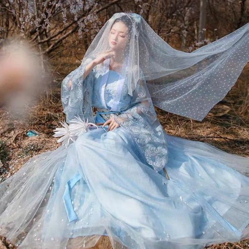 Hán phục hoạ tiết thêu, cosplay cổ trang trung hoa