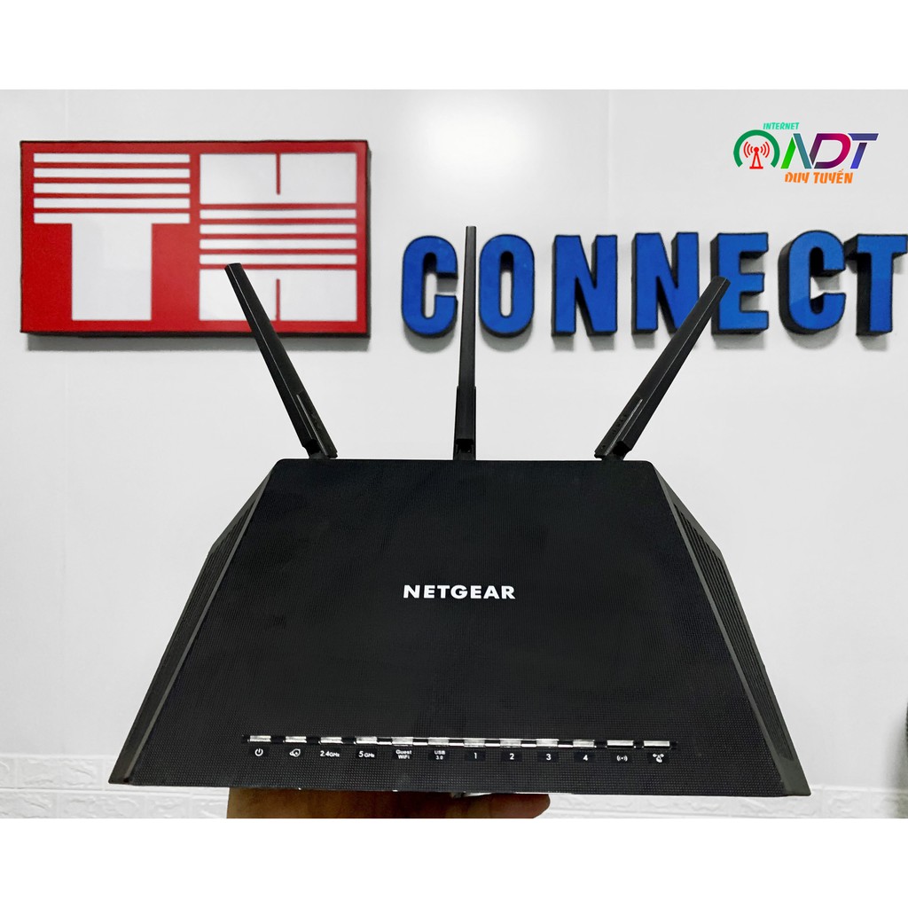 Bộ Phát WiFi Netgear Nighthawk AC2400