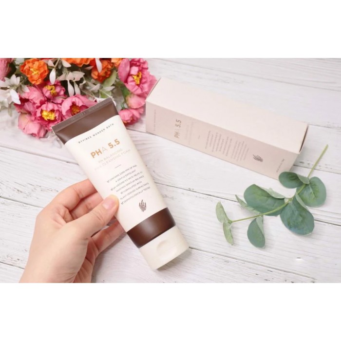Sữa rửa mặt PHA 5.5 pH Blancing PHA Cleansing Foam | BigBuy360 - bigbuy360.vn