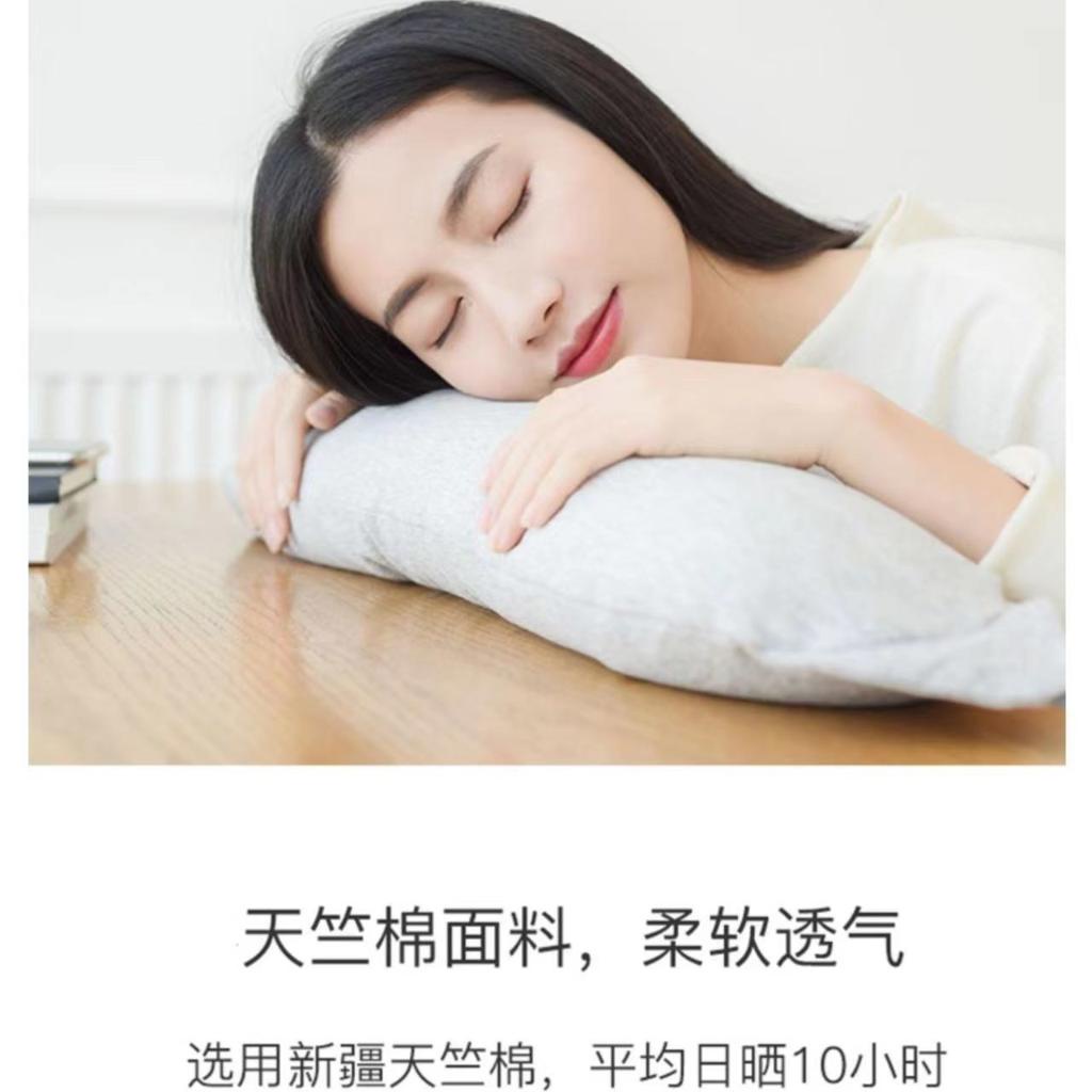 Gối Kê Cổ Chữ u Có Mũ Trùm Đầu Che Nắng Tiện Dụng Khi Đi Du Lịch