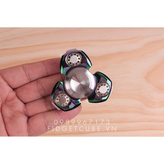 Con Quay Spaceship Diamond Spinner