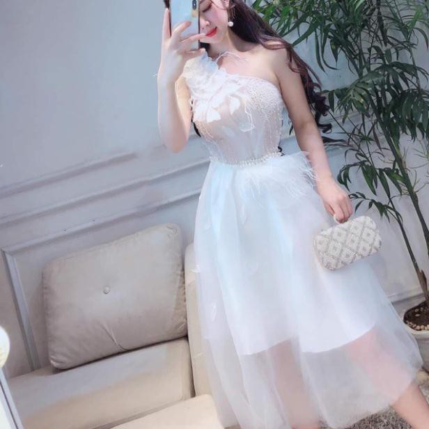 ĐẦM XOÈ LỆCH VAI KẾT HOA NỔI VÀ CƯỜM SIÊU XINH - MS149V MMR
