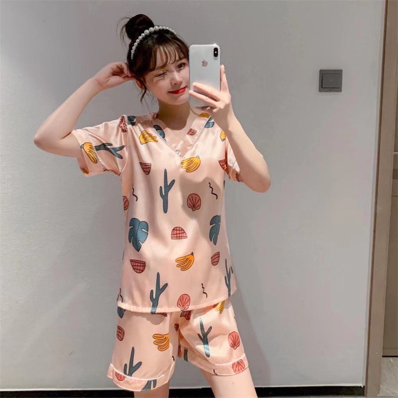 Bộ mặc nhà satan lụa chất liệu cao cấp mềm nhẹ,mặc đi chợ hay ra đường đều được ạ | BigBuy360 - bigbuy360.vn