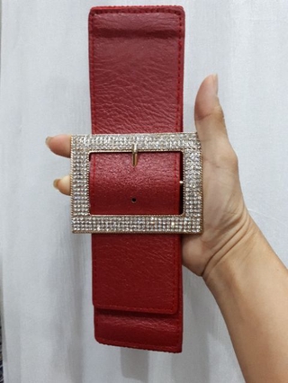 Combo 200k gồm 3 dây đầm và 1 dây cổ