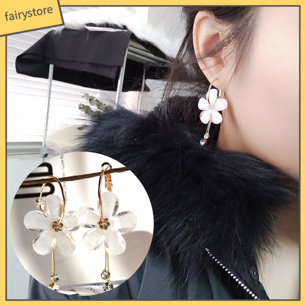 Đôi khuyên tai hình hoa phong cách Hàn Quốc duyên dáng và sành điệu cho nữ