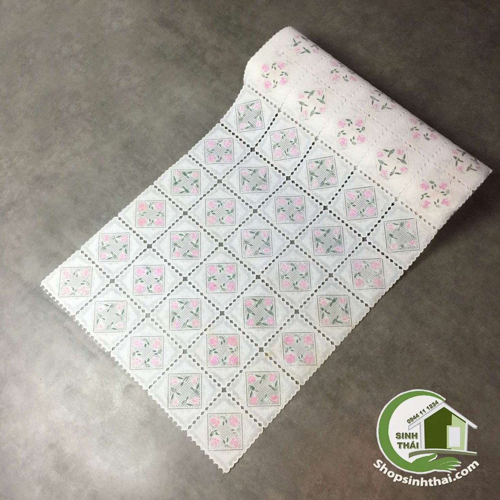 Khăn trải bàn bằng nhựa -