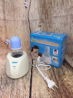 Máy hâm sữa Yumi tặng bình sữa