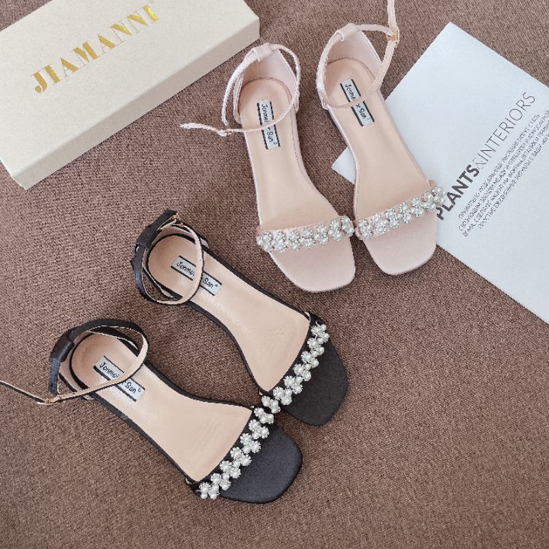 Lm(ẢNH THẬT) Sandal Lụa Quai Đá Đế Bằng Mềm Êm Fullbox Cao Cấp