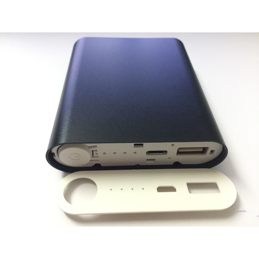 Sạc dự phòng 4 cell pin ( 8000 mah)