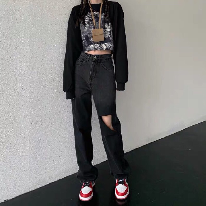 Quần jeans đen ống rộng cạp cao rách trước và sau đùi