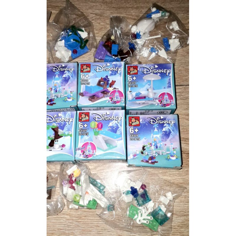 Sét lắp ráp Lego_ELSa lâu đài công chúa tuyết 609 có trên 200 chi tiết bằng nhựa