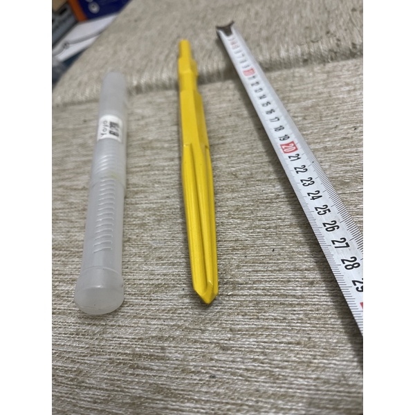 Mũi đục bê tông lắp cho máy đục 17 ly dài 28cm