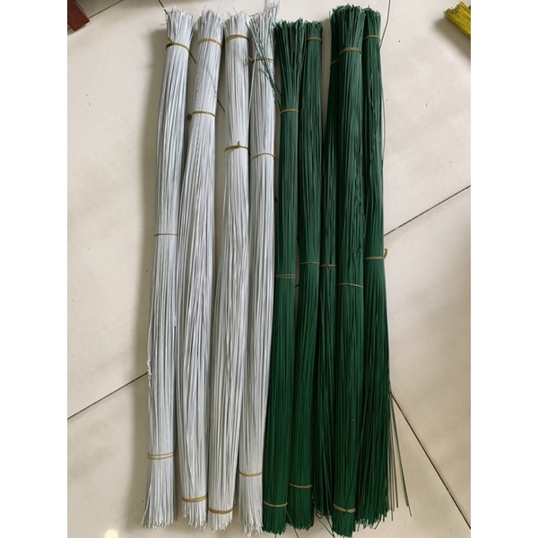 Kẽm bọc nhựa 1 bó 50 cộng dài 80cm, 3 size