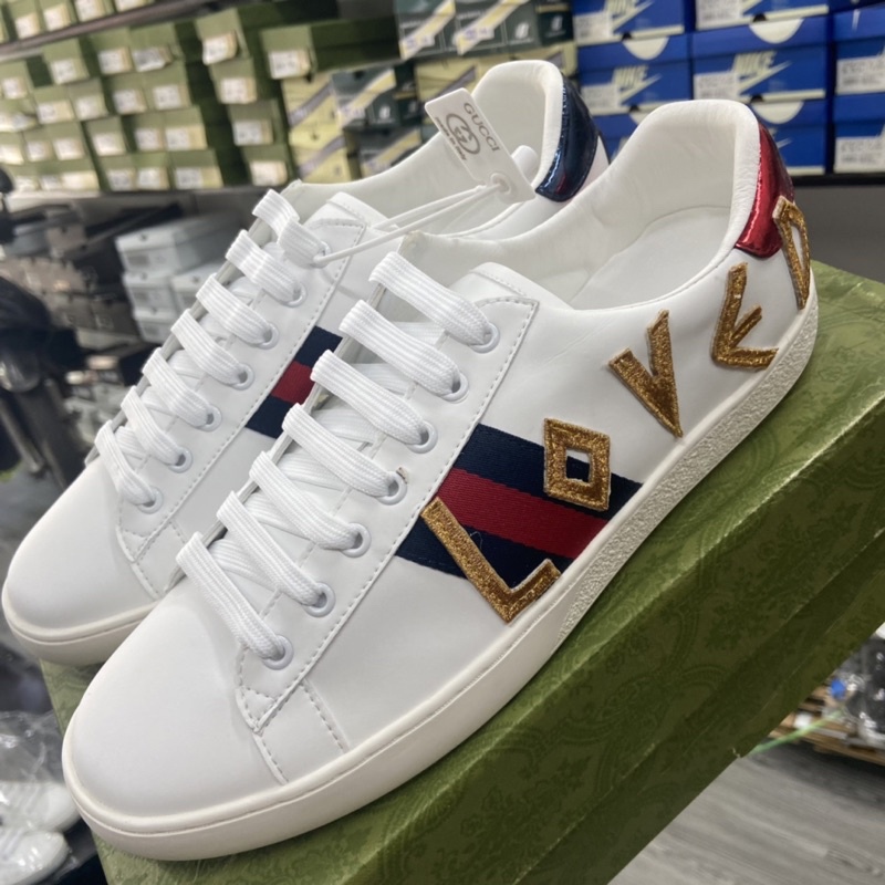 Giày thể thao GG 3 vạch 𝐆𝐮𝐜𝐜𝐢 LOVED thêu mẫu mới hàng cao cấp cực chất  - Ảnh Thật