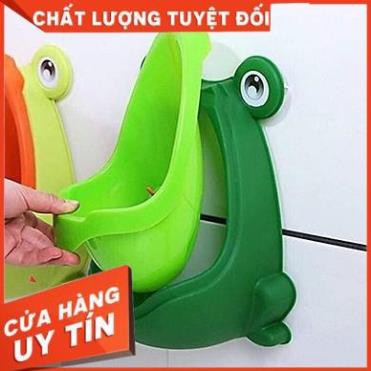 SALE BÔ ĐỨNG TREO TƯỜNG CON ẾCH TẬP CHO BÉ TRAI ĐỨNG (ĐI) TIỂU