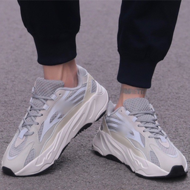 [XEM ĐÁNH GIÁ] Giày Thể Thao Sneaker Yz700 Phản Quang Nam Nữ 🚛 FREESHIP | Giày Sneaker Y700 Phản Quang