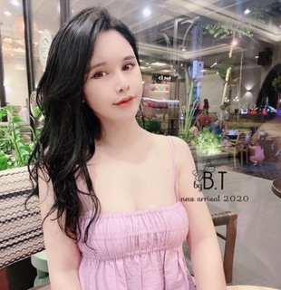 Váy hai dây bo ngực