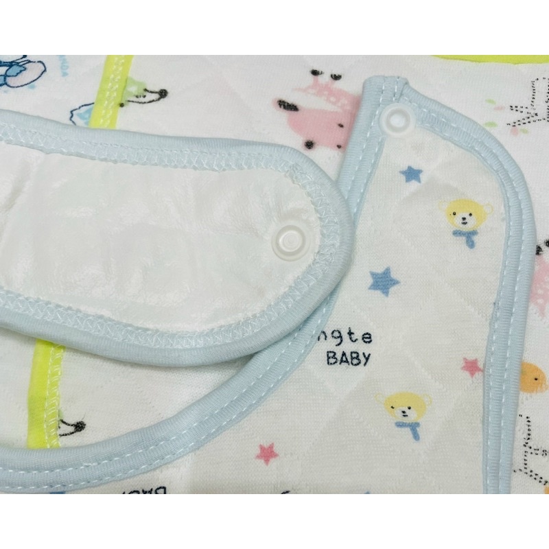 Yếm vuông cotton chống thấm cho bé