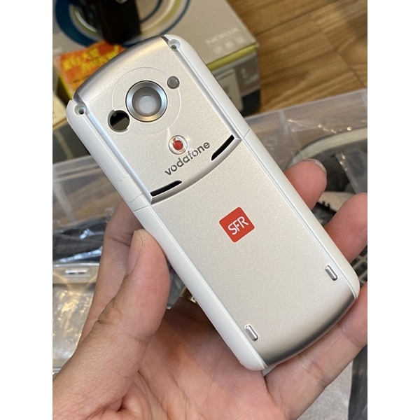 Vỏ chính hãng Motorola V770 mới