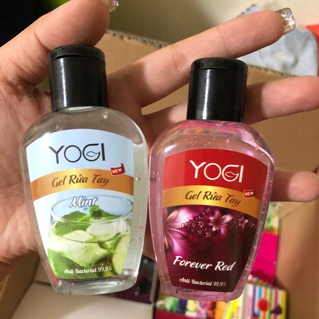 GEL RỬA TAY KHÔ YOGI 70ml ( giao mùi ngẫu nhiên)
