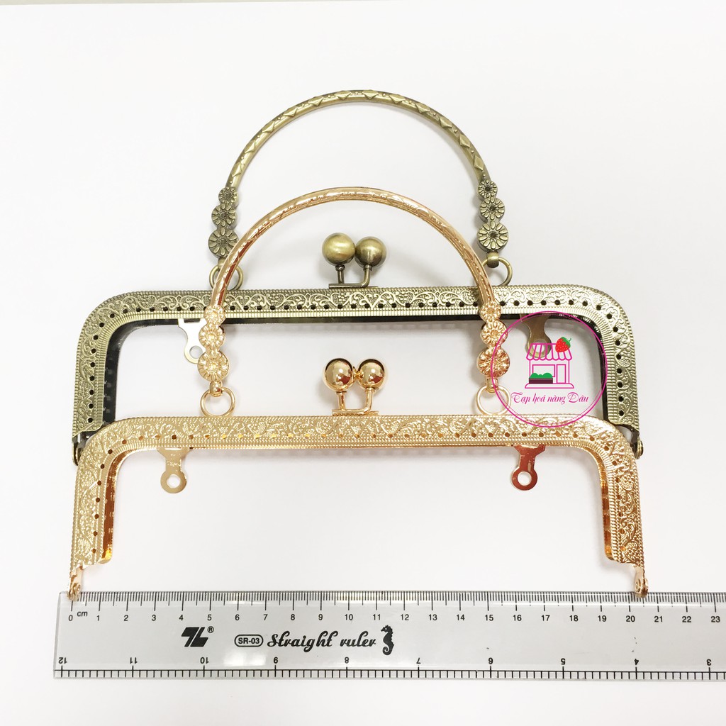 Khung túi ví ngang có hoạ tiết quai hoa mai - dài 20,5 cm
