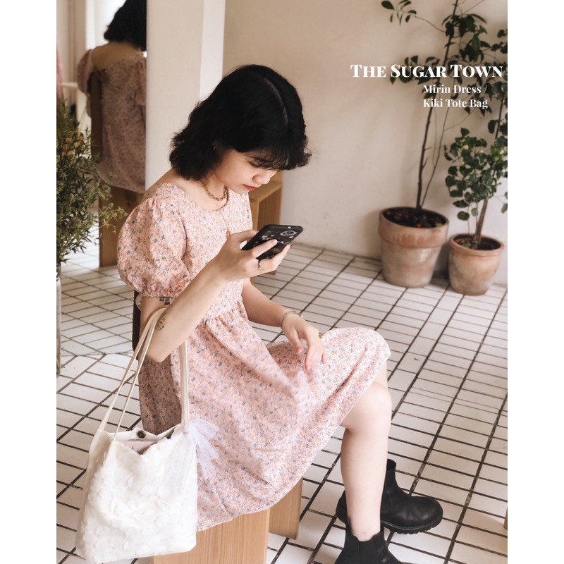 váy hoa nhí cam Mirin | BigBuy360 - bigbuy360.vn