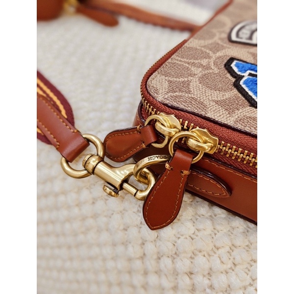 Sẵn ♥️ Túi Co @ch đeo chéo có túi charm xinh C6744
