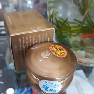 Kem sâm vàng linh chi