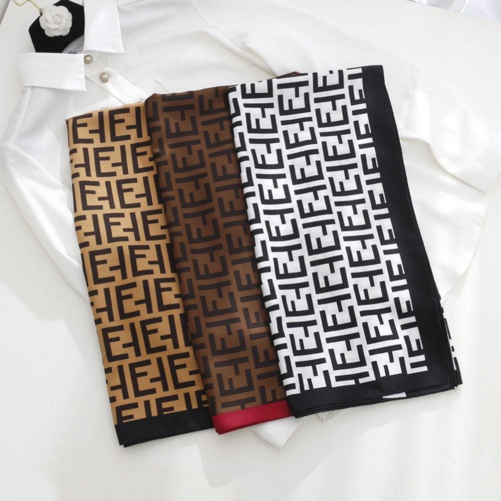 Khăn Quàng Cổ Lụa Hình Vuông Lớn In Chữ Kẻ Sọc Cổ Điển Thanh Lịch Dễ Phối Đồ Trang Trí Phong Cách Hàn Quốc