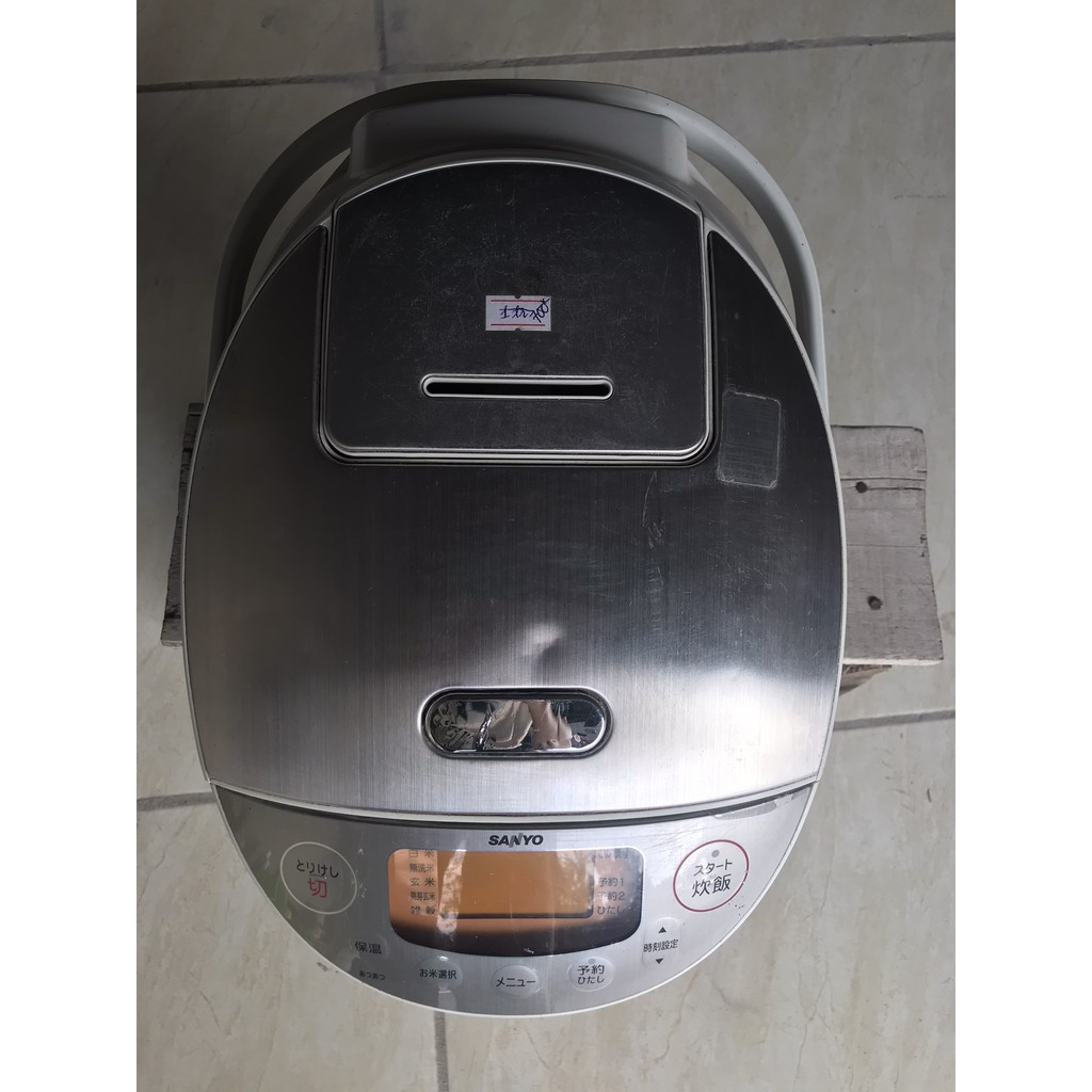 Thanh lý Nồi cơm điện cao tần ÁP SUẤT Sanyo Nhật bãi 1.0L