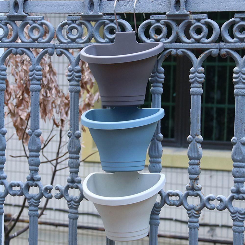 Chậu Hoa Treo Tường Trang Trí Ban Công